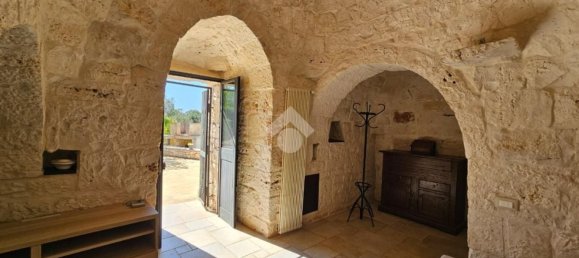 3 rooms House in Ceglie Messapica, Italy No. 282462 8