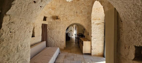 3 rooms House in Ceglie Messapica, Italy No. 282462 9