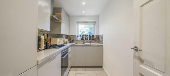 1 bedroom Apartment in London, United Kingdom No. 7821 11