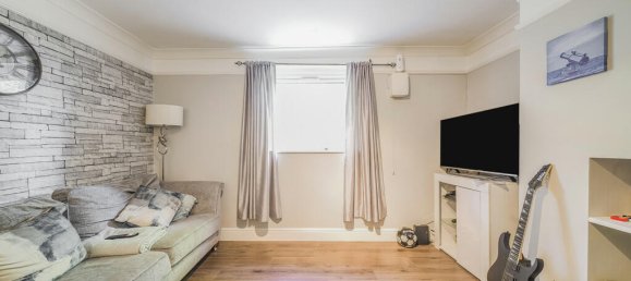 1 bedroom Apartment in London, United Kingdom No. 7821 18