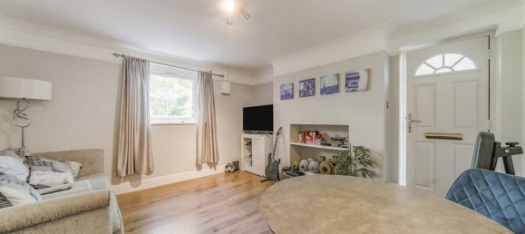 1 bedroom Apartment in London, United Kingdom No. 7821 8