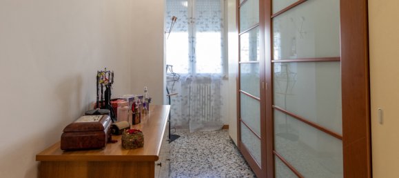 3 bedrooms Apartment in Gradara, Italy No. 33265 14