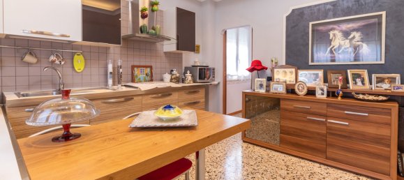 3 bedrooms Apartment in Gradara, Italy No. 33265 11