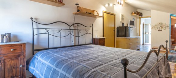 3 bedrooms Apartment in Gradara, Italy No. 33265 22