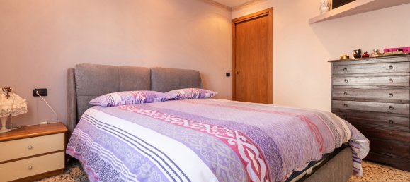 3 bedrooms Apartment in Gradara, Italy No. 33265 15