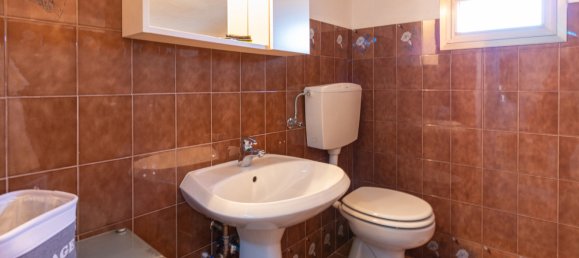 3 bedrooms Apartment in Gradara, Italy No. 33265 35