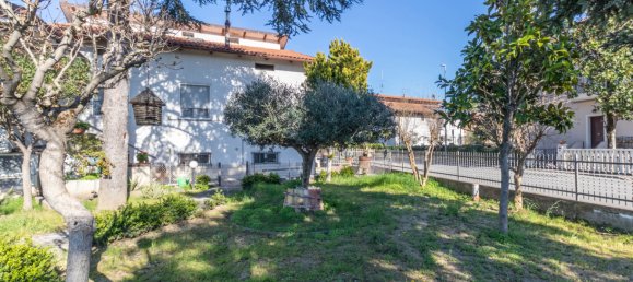 3 bedrooms Apartment in Gradara, Italy No. 33265 40