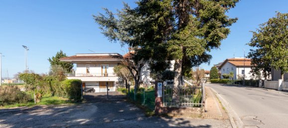 3 bedrooms Apartment in Gradara, Italy No. 33265 42