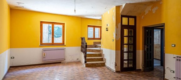 5 غرف نوم شقة في Cittaducale, Italy رقم 355022 10