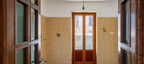 5 غرف نوم شقة في Cittaducale, Italy رقم 355022 16