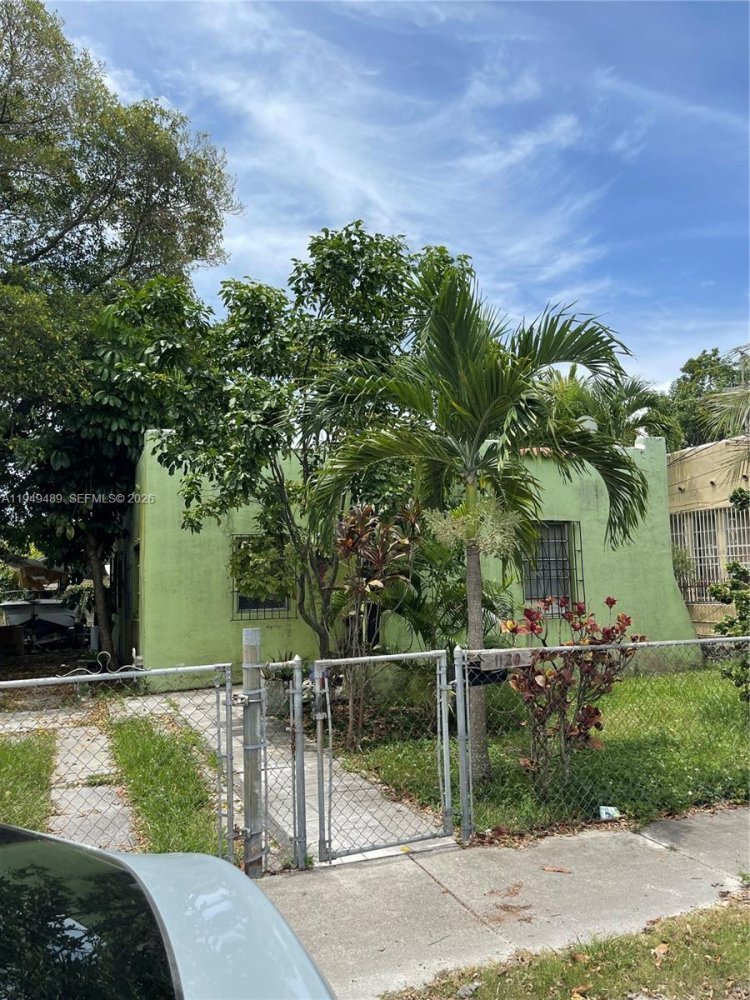 2 chambres villa à vendre à Miami, Miami-Dade, Florida, USA № 615465