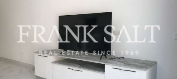 3 bedrooms Penthouse in Xlendi, Malta No. 5788 2