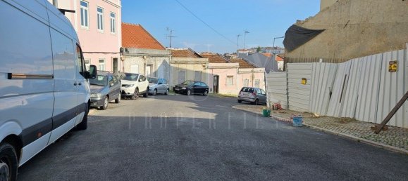 9 bedrooms Building in Lisbon, Portugal No. 126203 8