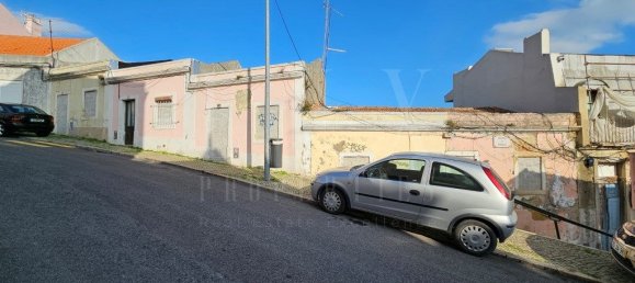 9 bedrooms Building in Lisbon, Portugal No. 126203 14