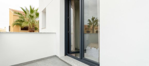 3 bedrooms House in Torrevieja, Spain No. 285851 11