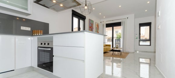 3 bedrooms House in Torrevieja, Spain No. 285851 21