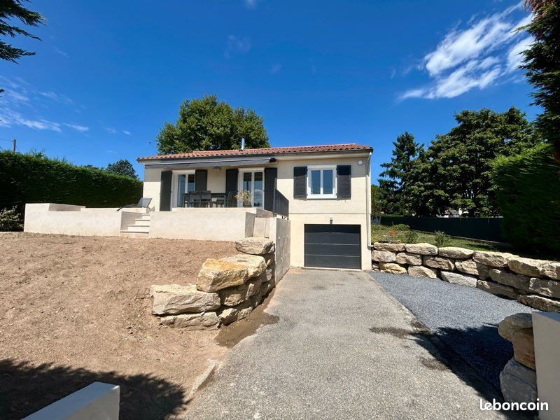 3 bedrooms House in Grezieu-la-Varenne, France No. 317078