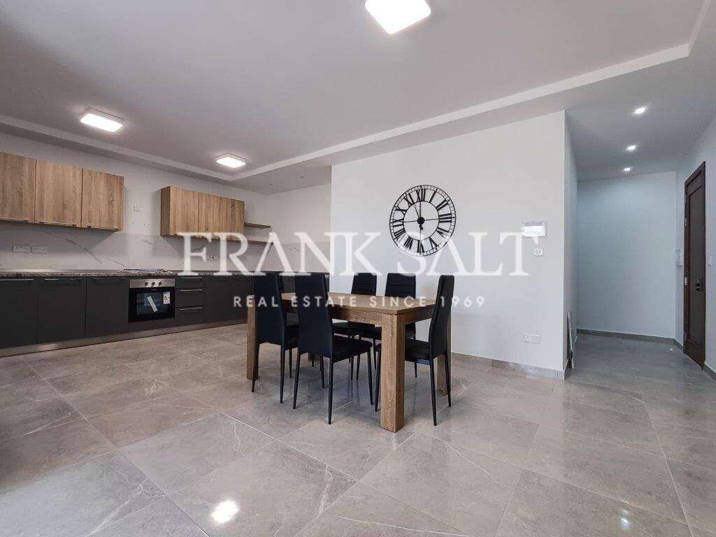 3 bedrooms Apartment in Dingli, Malta No. 7984
