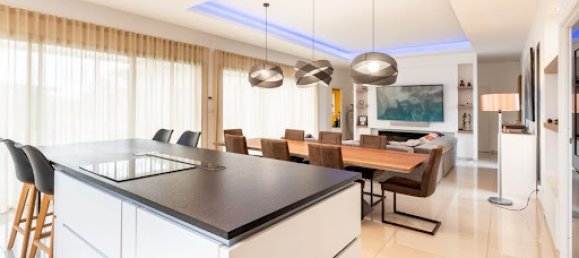 Villa de 4 dormitorios en Claira, France No. 202955 8