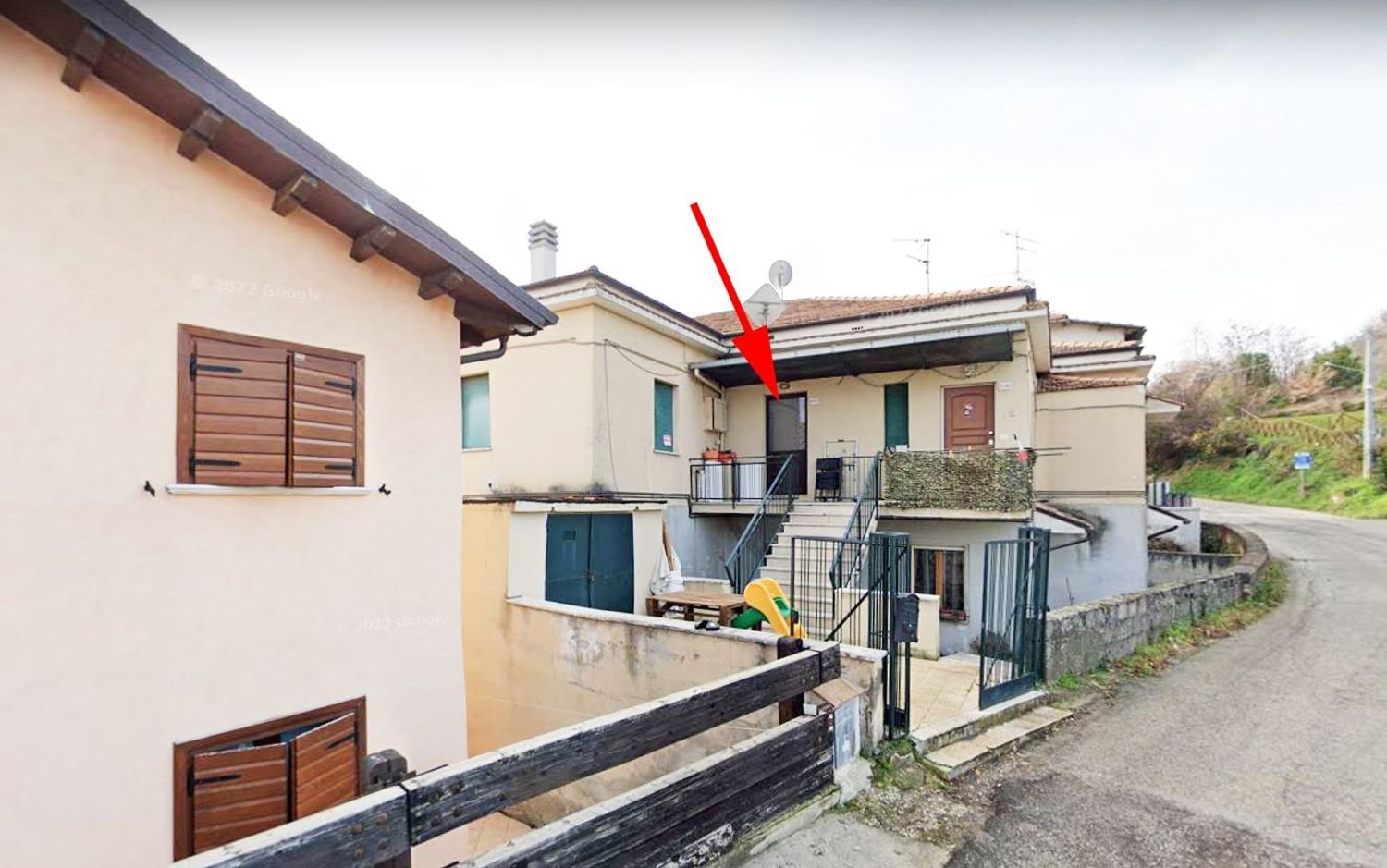 Apartamento de 5 habitaciónes en Torricella Sicura, Italy No. 251430