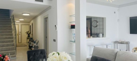 3 bedrooms Duplex in Estepona, Spain No. 141851 3