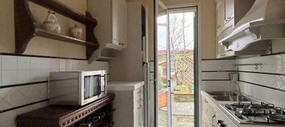 Casa de 5 habitaciónes en Campi Bisenzio, Italy No. 196742 8