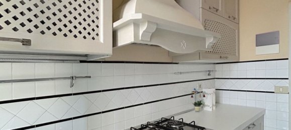 Casa de 5 habitaciónes en Campi Bisenzio, Italy No. 196742 10