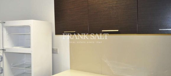 110m² Office in Gzira, Malta No. 12040 11