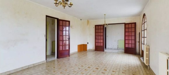 2 bedrooms House in Crancey, France No. 237305 3