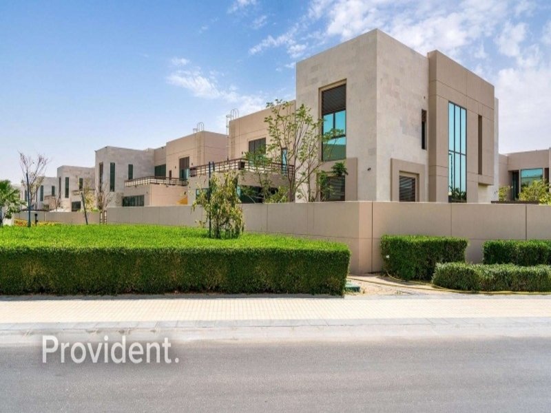 5 bedrooms Villa in Meydan, UAE No. 3447