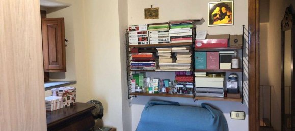 5 rooms Apartment in Todi, Italy No. 172605 36