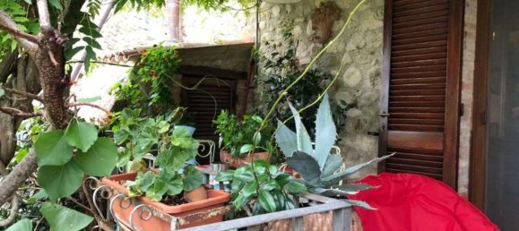 5 rooms Apartment in Todi, Italy No. 172605 6
