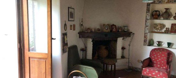 5 rooms Apartment in Todi, Italy No. 172605 26