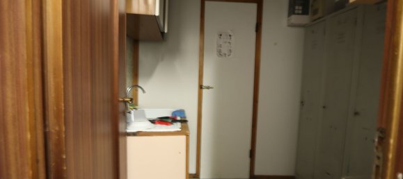 132m² Commercial property in Masone, Italy No. 269700 15