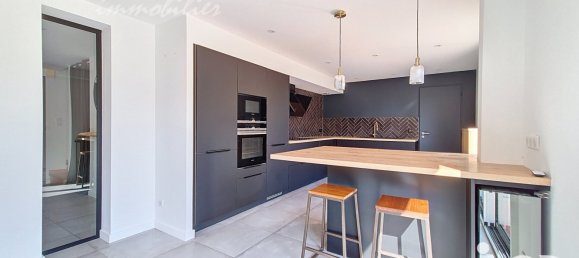 7 bedrooms House in Haute-Garonne, France No. 292395 8