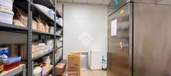 2 rooms Commercial property in Desenzano del Garda, Italy No. 271790 17