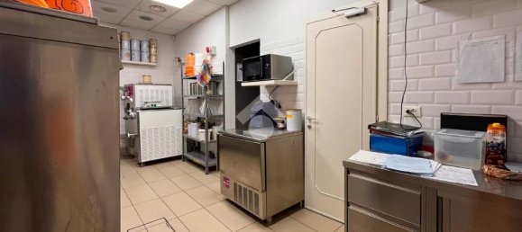 2 rooms Commercial property in Desenzano del Garda, Italy No. 271790 22