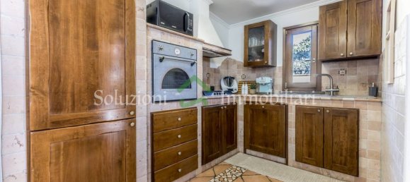 2 Schlafzimmer Haus in Pomezia, Italy, Nr. 319115 16
