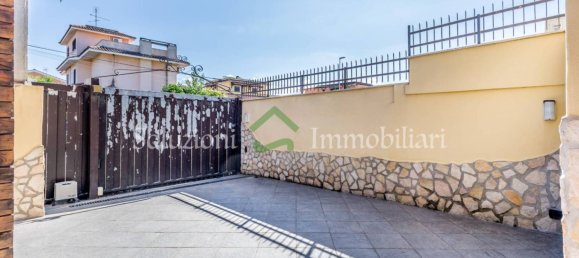 2 Schlafzimmer Haus in Pomezia, Italy, Nr. 319115 9