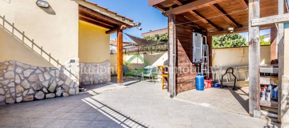 2 Schlafzimmer Haus in Pomezia, Italy, Nr. 319115 6