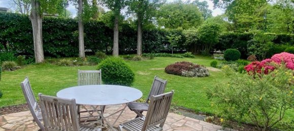 6 Schlafzimmer Haus in Vaucresson, France, Nr. 174728 12