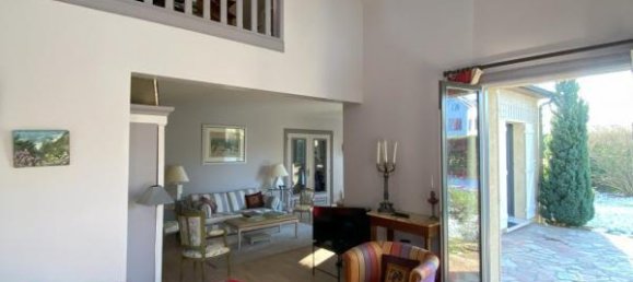 6 Schlafzimmer Haus in Vaucresson, France, Nr. 174728 3