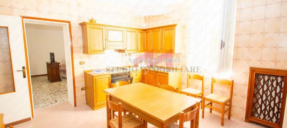 Apartamento de 3 dormitorios en Melara, Italy No. 84138 2