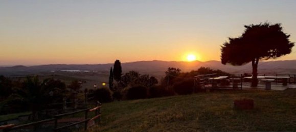 10 Schlafzimmer Haus in Santa Luce, Italy, Nr. 193 3