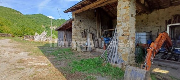 4 bedrooms House in Corte Brugnatella, Italy No. 303308 11