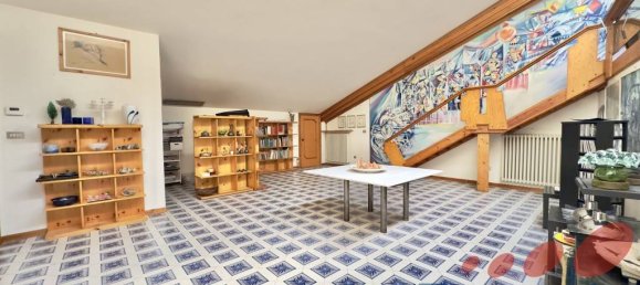 3 Schlafzimmer Wohnung in Forlì, Italy, Nr. 313506 12