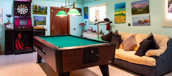 5 bedrooms House in L'Hospitalet de Llobregat, Spain No. 168031 8