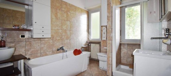 2 غرف نوم شقة في Ivrea, Italy رقم 294027 14