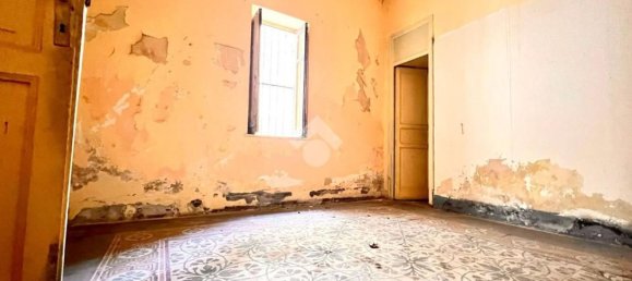 4 rooms Apartment in Palermo, Italy No. 161980 7