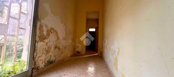 4 rooms Apartment in Palermo, Italy No. 161980 12